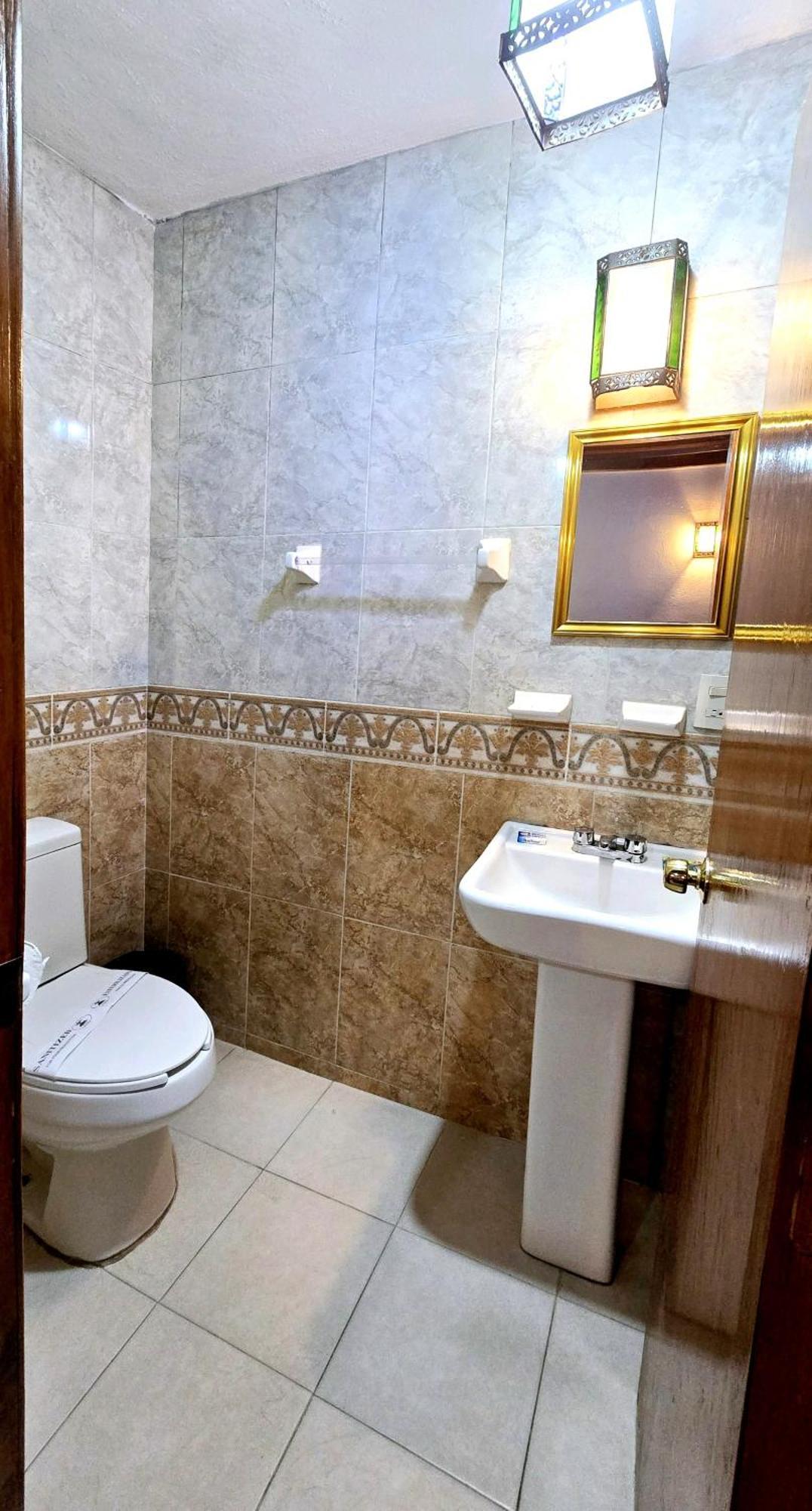 Hotel Plaza Baratillo กัวนาฮัวโต ภายนอก รูปภาพ