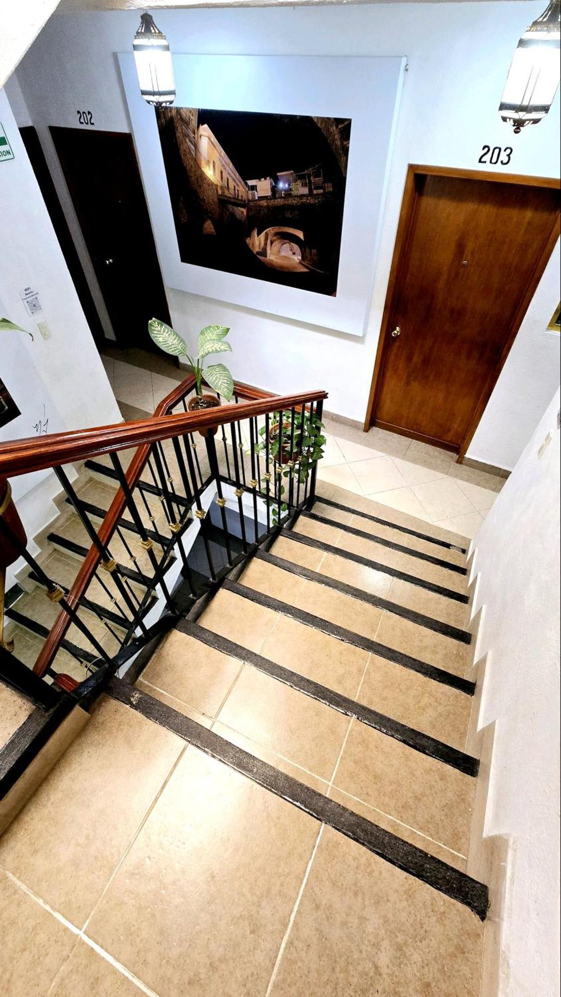 Hotel Plaza Baratillo กัวนาฮัวโต ภายนอก รูปภาพ